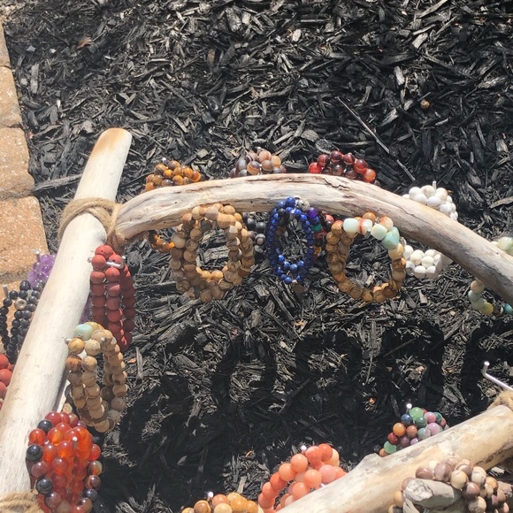 BEAUTIFUL BRACELETS GENUINE STONES. ALL BRAND NEW - Picture 9 of 11